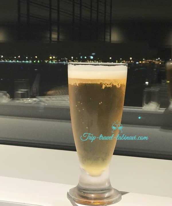 羽田空港 国際線 JAL サクララウンジ　ドリンク　アルコール　ビール