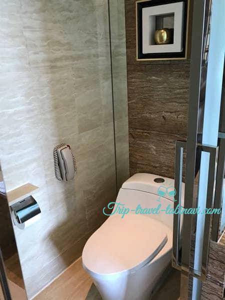 シンガポール　フラトンベイホテル　部屋　トイレ